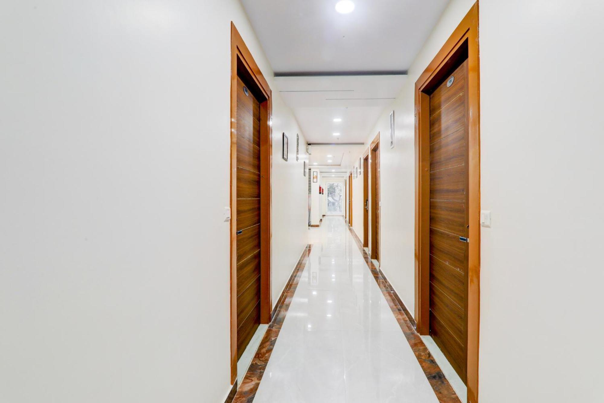 Hotel Super Townhouse Sector 4 Gomti Nagar Vistar *