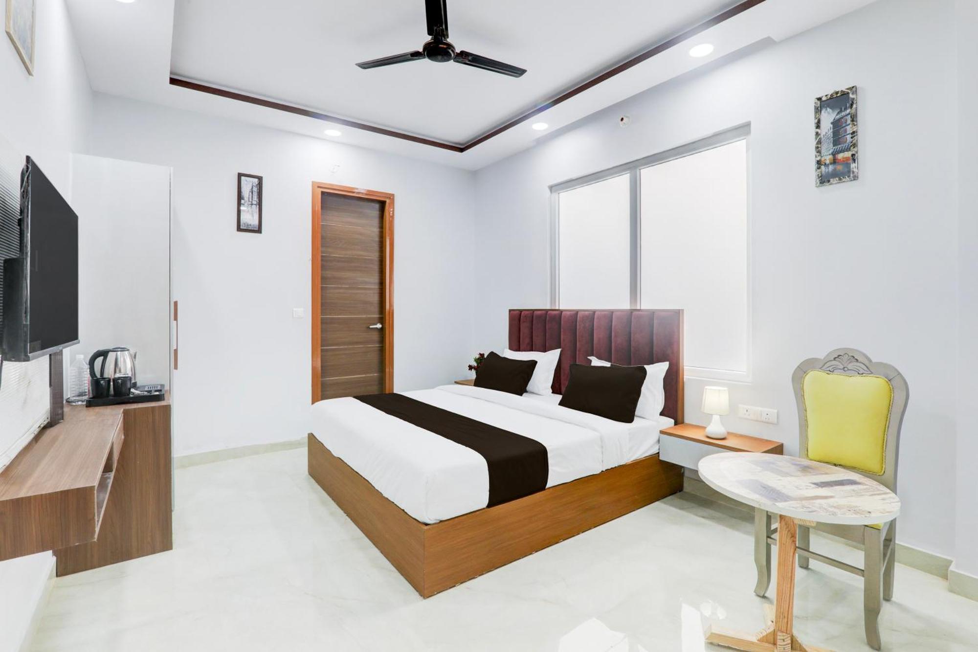 Super Townhouse Sector 4 Gomti Nagar Vistar *